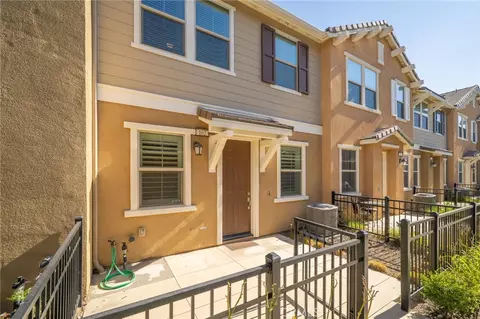 16502 Casa Grande Ave #102, Fontana, CA 92336
