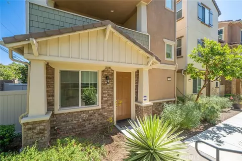 797 Plum Ln, Pomona, CA 91767