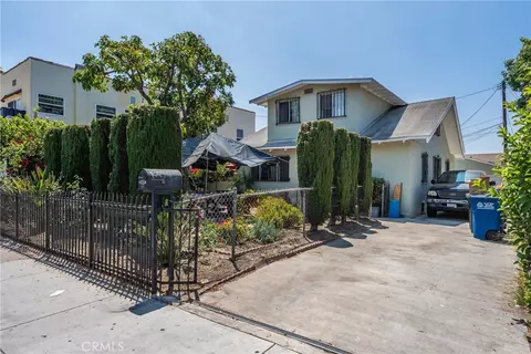 2508 Saturn Ave, Huntington Park, CA 90255