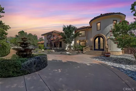 462 Pomello Dr, Claremont, CA 91711