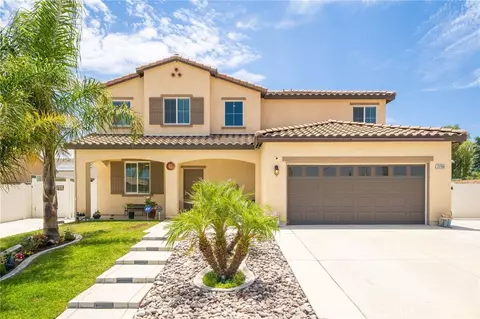 2288 Seagull Ct, San Jacinto, CA 92582