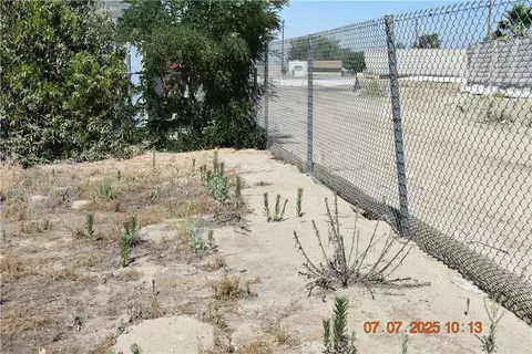 28986 Merris St, Highland, CA 92346 photo 5