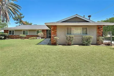 18460 Hibiscus Ave, Riverside, CA 92508