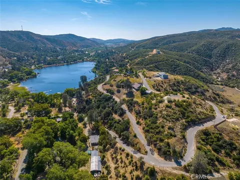 18155 Newview Dr, Lake Hughes, CA 93532