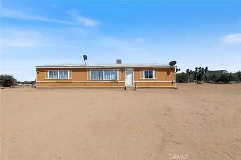 8195 Alta Mesa Rd, Oak Hills, CA 92344