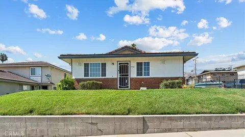 3542 20th St, Highland, CA 92346