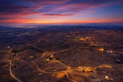 24900 El Toro Rd, Lake Elsinore, CA 92532
