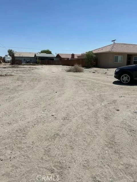 1255 Red Sea Ave, Thermal, CA 92274