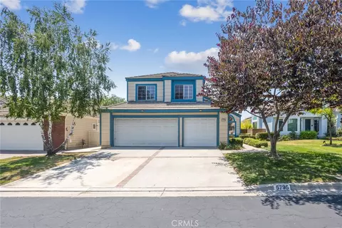 5795 Blackbird Ln, La Verne, CA 91750