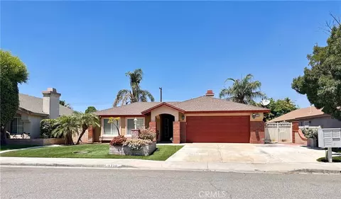 735 Kelly Ln, Riverside, CA 92501
