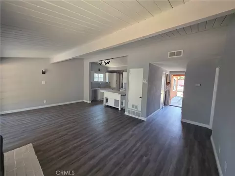 Living - 5801 Walter St, Riverside, CA 92504 photo 4 of 7
