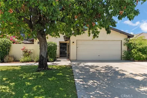 3020 Verdant Ct, Bakersfield, CA 93309