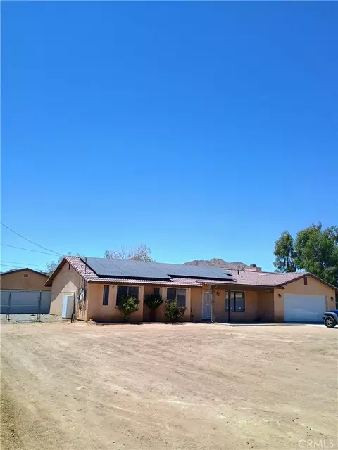 16594 Tenaja Rd, Apple Valley, CA 92307