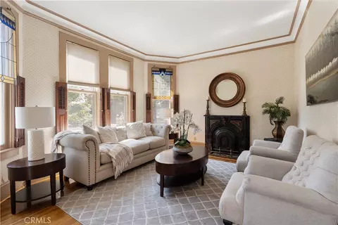 211 E Virginia Ave, Glendora, CA 91741