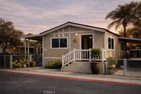 1826 W 19th St #11, San Bernardino, CA 92411