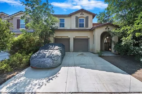 15165 Bluffside Ln, Victorville, CA 92394