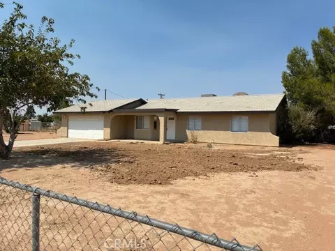 16640 Montauk Rd, Apple Valley, CA 92307