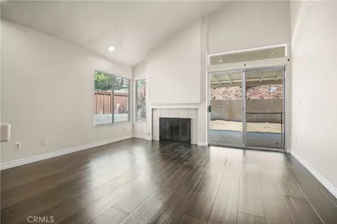 Living - 13006 August Cir, Riverside, CA 92503 photo 4 of 4