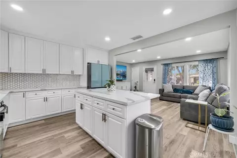 Entry Way - 3625 Ross St, Riverside, CA 92503 photo 2 of 2