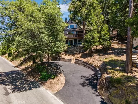 143 State Highway 173, Lake Arrowhead, CA 92352