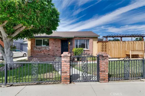 175 N San Gabriel Ave, Azusa, CA 91702