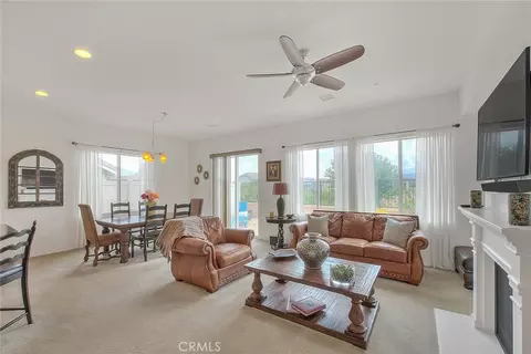 Living - 322 Forked Run, Beaumont, CA 92223 photo 3 of 6