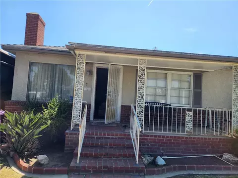 1098 E Ridgewood St, Long Beach, CA 90807