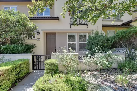 15723 Parkhouse Dr #105, Fontana, CA 92336
