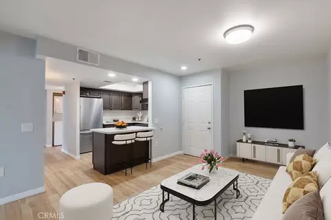7018 Rita Ave #206, Huntington Park, CA 90255