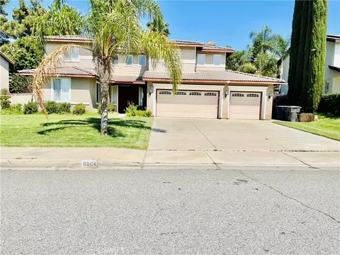 8004 Palm View Ln, Riverside, CA 92508