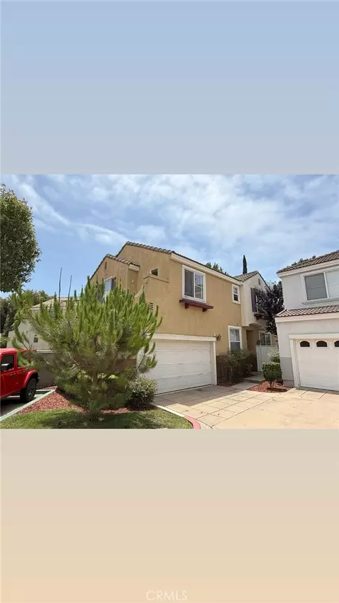 2180 Village Way, Signal Hill, CA 90755