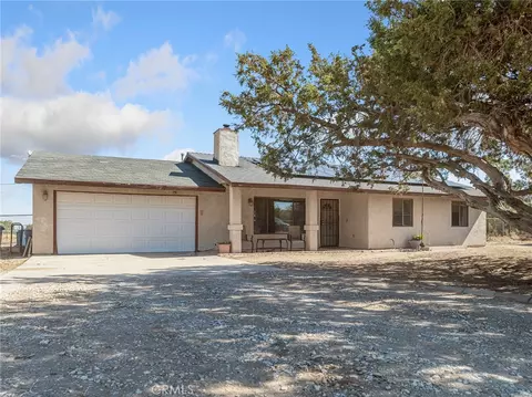 9176 Coleridge Rd, Hesperia, CA 92344