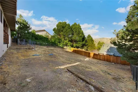 Exterior - 5495 Summit Dr, Wrightwood, CA 92397 photo 8 of 13