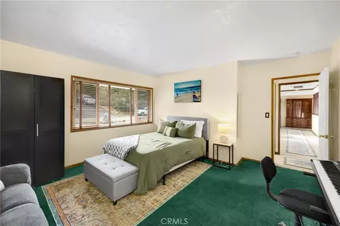 Bedroom - 5495 Summit Dr, Wrightwood, CA 92397 photo 3 of 5