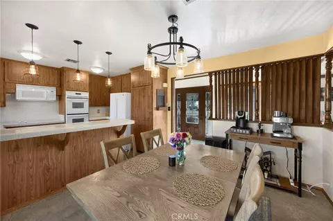 Dining - 5495 Summit Dr, Wrightwood, CA 92397 photo 4 of 4