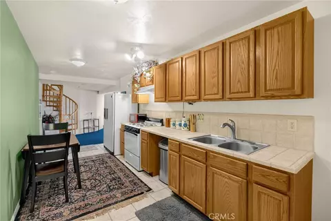 Kitchen - 5495 Summit Dr, Wrightwood, CA 92397 photo 6 of 6
