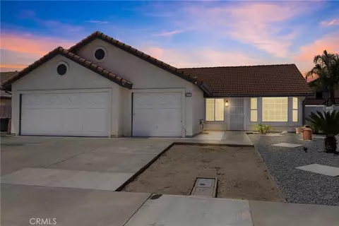 671 Zinnia St, Hemet, CA 92545