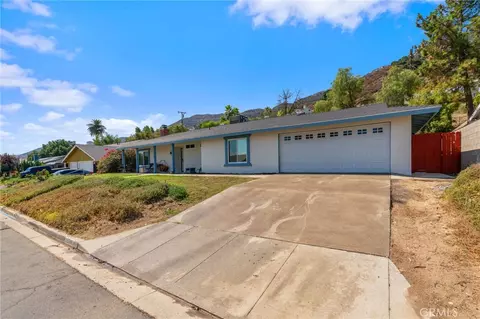 15165 Kingsway Dr, Lake Elsinore, CA 92530