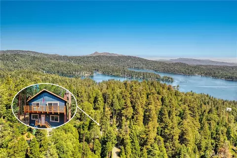 698 W Victoria Ct, Lake Arrowhead, CA 92352