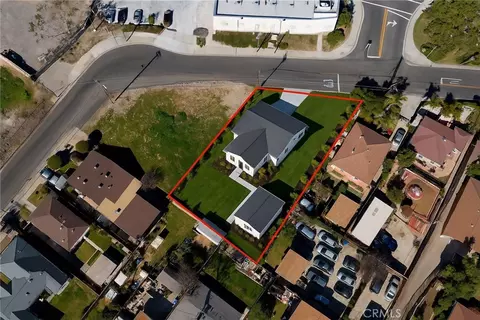 7941 Church St, Highland, CA 92346