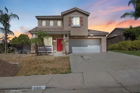 21001 High Crest Dr, Lake Elsinore, CA 92532