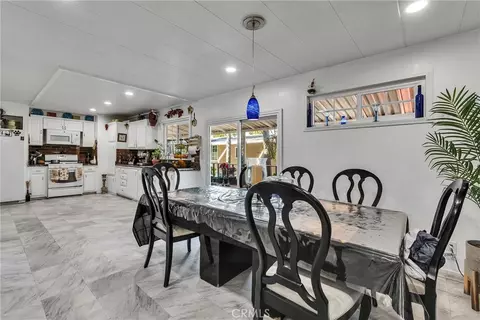 320 N Park Vis #64, Anaheim, CA 92806