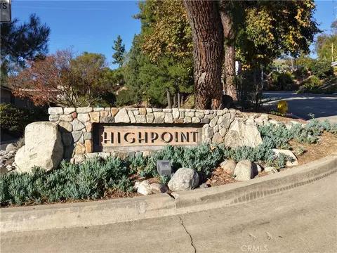 888 W Highpoint Dr, Claremont, CA 91711