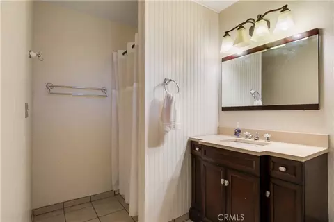 Bath - 24514 Albrun, Crestline, CA 92325 photo 3 of 3