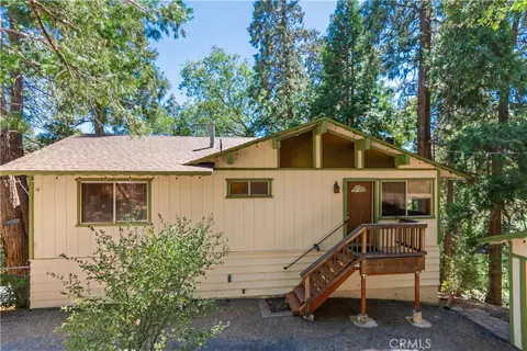 Exterior - 24514 Albrun, Crestline, CA 92325 photo 2 of 5