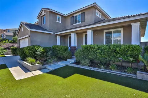 29045 Horner Ln, Highland, CA 92346