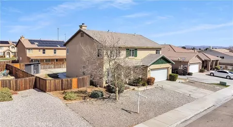 12988 Dos Palmas Rd, Victorville, CA 92392