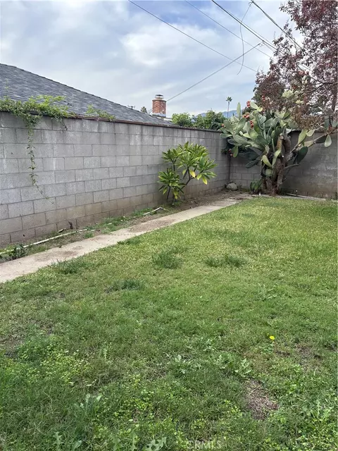 Exterior - 595 Juniper Ave, Upland, CA 91786 photo 2 of 3