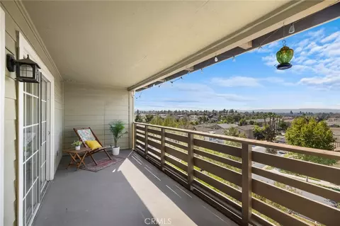 1053 Lakeview, Azusa, CA 91702