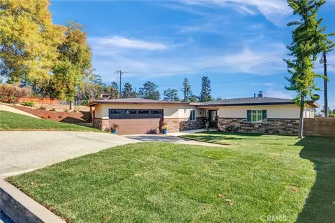 382 Alta Pne, Altadena, CA 91001